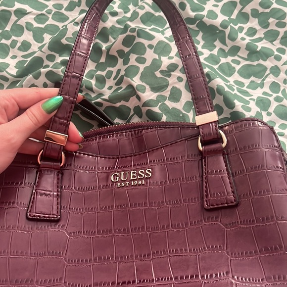 Guess Burgundy Crocodile Crossbody Satchel - Picture 4 of 12